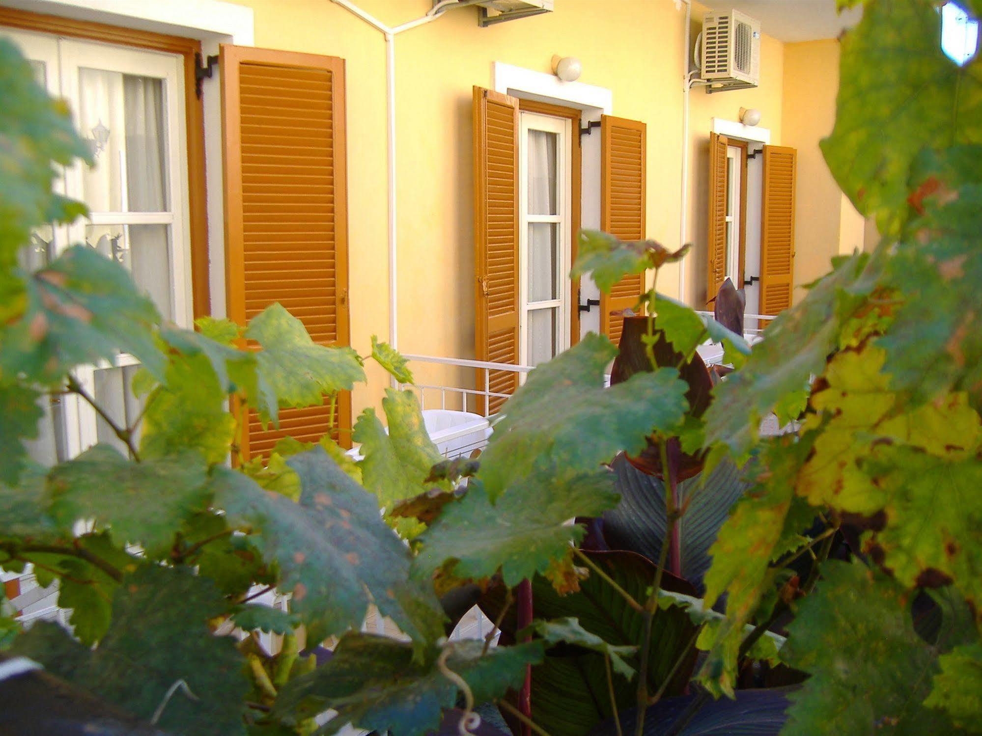 Rantos Apartments Kavos Exterior photo